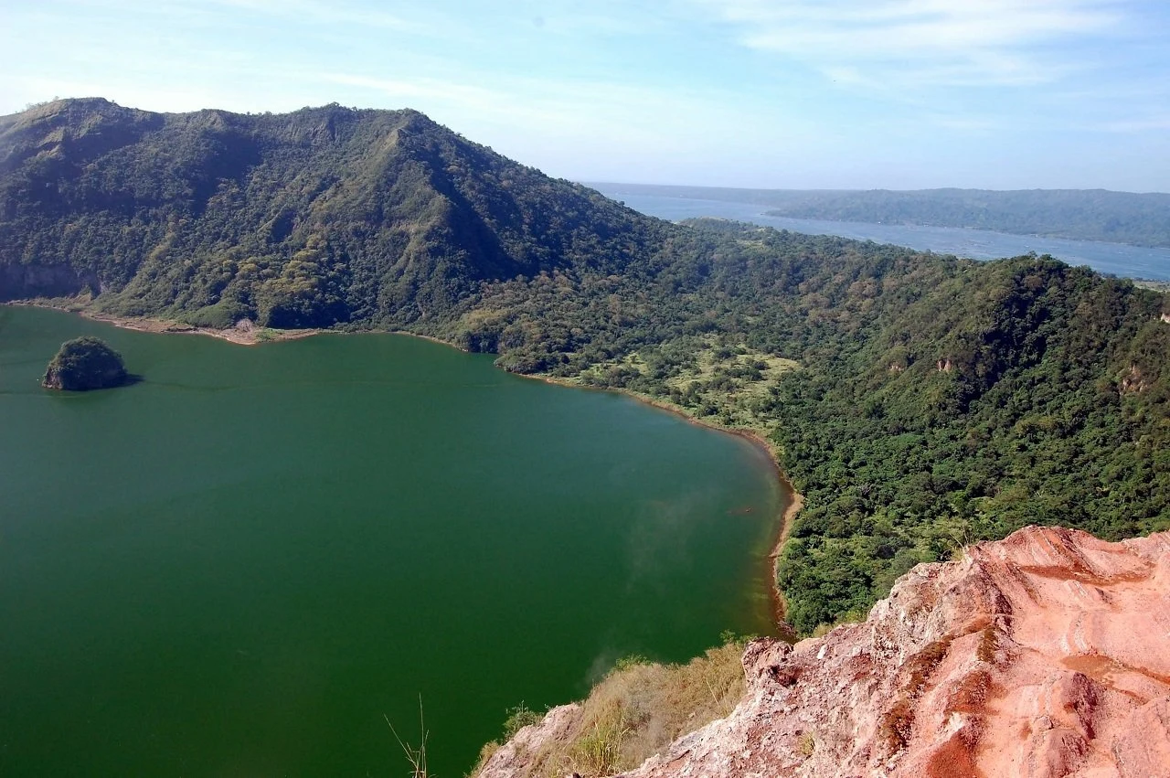 Taal volcano tour from manila
